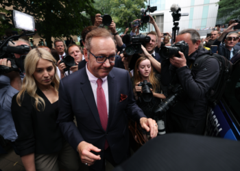 Kevin Spacey İngiltere'de cinsel taciz suçlamalarından beraat etti