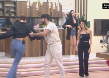 Kısmetse Olur'da Burak, kamera karşısında Şeyda'ya şiddet uyguladı