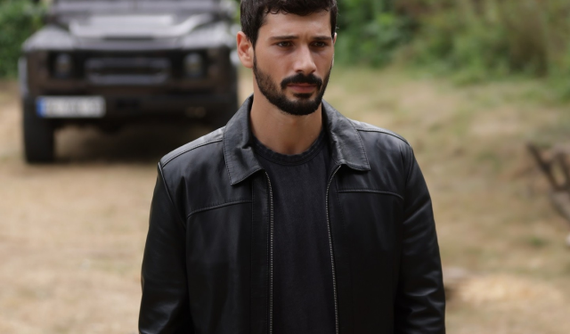 Kurtlar Vadisi ekibinden yeni dizi! Ünlü isimlerin yer aldığı Hudutsuz Sevda'dan ilk fragman geldi