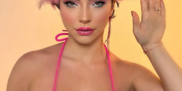 Merve Boluğur Barbie akımından geri kalmadı! Pozlarına beğeni yağdı