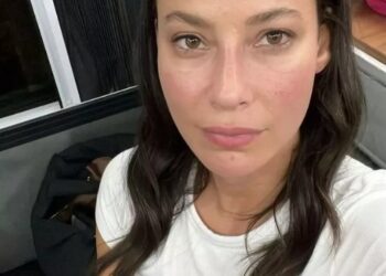 Müjde Uzman, Kızılcık Şerbeti dizisinin yeni sezon çekimlerinde gözyaşlarına boğuldu