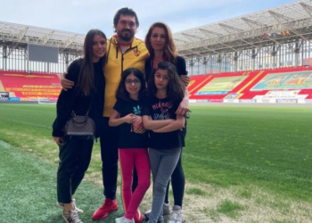 Nagehan Alçı, boşanmak için Rasim Ozan Kütahyalı'dan 40 milyon lira tazminat talep etti