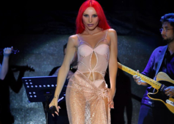 Ordu'ya giden Gülşen, fındık bahçesine girdi! Verdiği poz olay