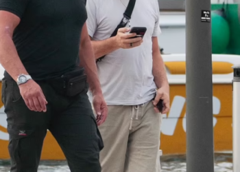 Ünlü oyuncu Leonardo DiCaprio, 28 yaşındaki modelle görüntülendi