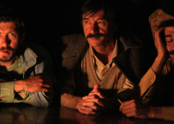 Ünlü oyuncu Mustafa Uzunyılmaz, yolda yürürken kalp krizi geçirdi