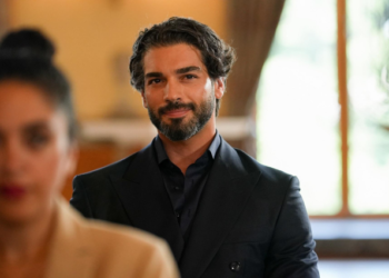 Ünlü oyuncu Şükrü Özyıldız, kapkaççı yakaladı