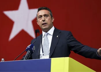 Ezeli rakiplerine açık ara yapan Fenerbahçe, 663 milyon TL kar elde etti