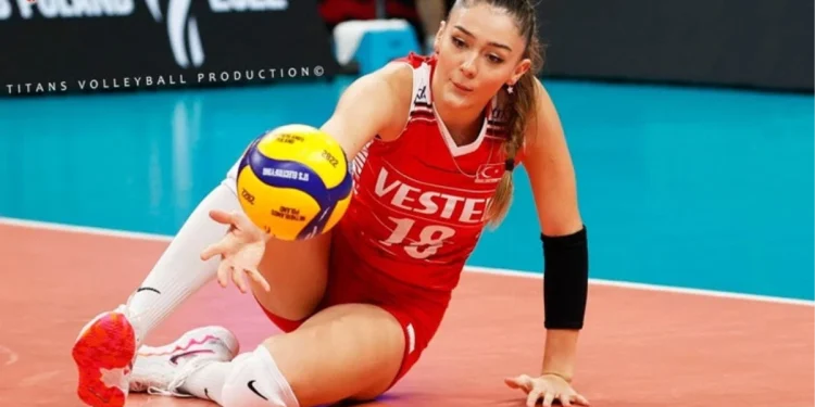 Zehra Güneş, spor salonundan video paylaştı!