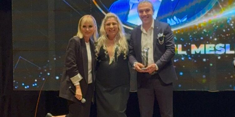Uluslararası Başarı Hikaye Ödülleri 2024″ Görkemli Bir Törenle Sahiplerini Buldu