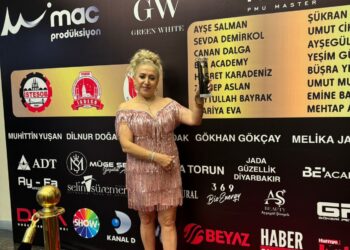 RM’C PMU Master‘ın düzenlediği ve başarı hikayelerinin taçlandırıldığı muhteşem ödül gecesi RAUF DENKTAŞ KÜLTÜR MERKEZİ AYAZAĞA’DA gerçekleştirildi.