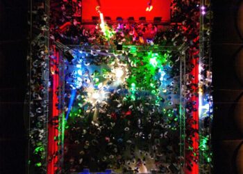 Avşa Arena Tatil Sezonunu Sallamaya Devam Ediyor