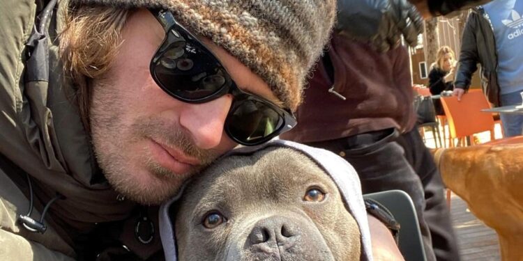 Kıvanç Tatlıtuğ’un paylaşımına beğeni yağdı: “Adamın köpeği bile yakışıklı”