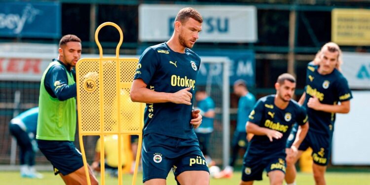 Fenerbahçe, Alanyaspor maçı hazırlıklarına devam etti