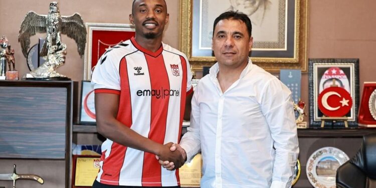 Sivasspor Fode Koita ile yeniden anlaştı