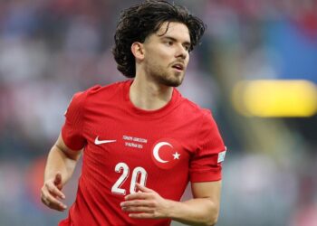 TFF’den Brighton’a transfer olan Ferdi Kadıoğlu’na tebrik