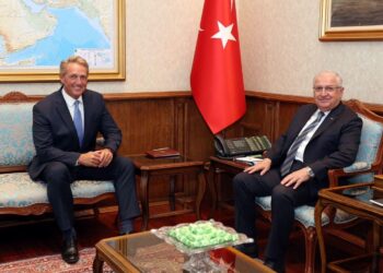 Bakan Güler, ABD’nin Ankara Büyükelçisi Jeff Flake’i kabul etti