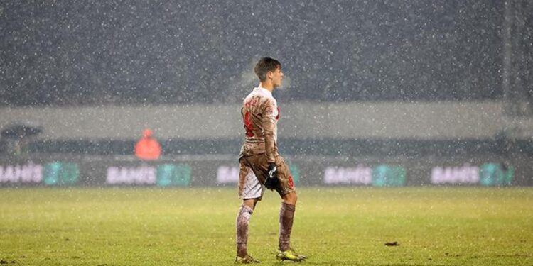 Arda Güler: Halkımızdan özür dileriz