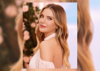 Eda Ece ve Buğrahan Tuncer Paris Tatilinde Aşk Dolu Anlar Yaşadı