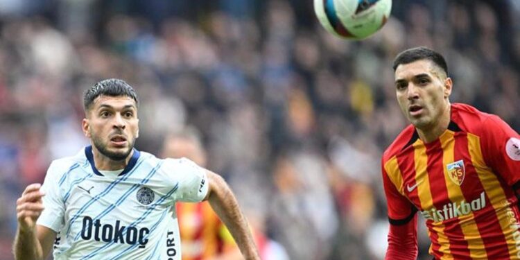 Fenerbahçe’nin farklı kazandığı Kayseri maçı sonrası dikkat çeken sözler