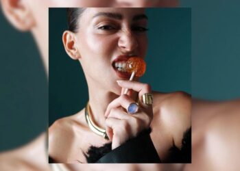 Sinem Kobal’ın Yüzündeki Değişim Estetik Mi?