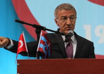 Trabzonspor’da Ahmet Ağaoğlu’na baskı sürüyor