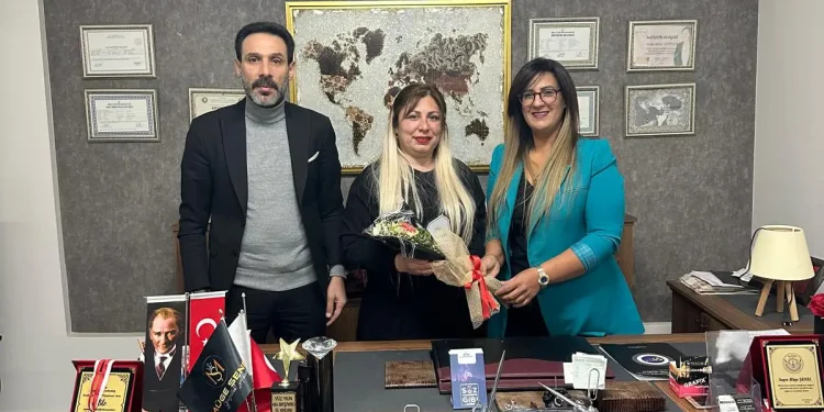 Müge Şenel Güzellik Akademisi