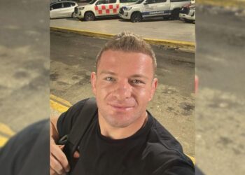 İsmail Balaban’ın Havaalanındaki Veda Anları Sosyal Medyayı Yıktı!