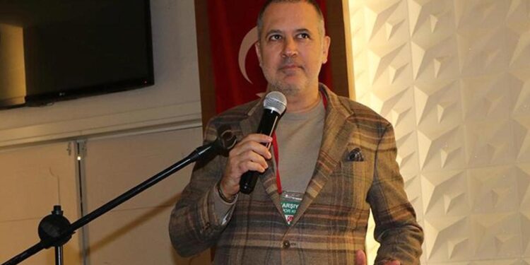 Karşıyaka’da yönetim krizi son anda aşıldı