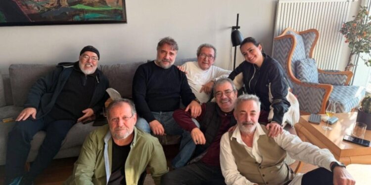 Kurtlar Vadisi’nin Unutulmaz Kadrosundan Osman Sınav’a Moral Ziyareti