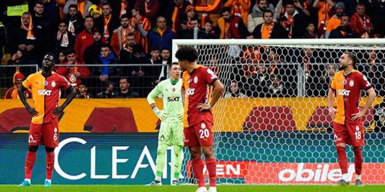 Lider Galatasaray’dan 5 maç sonra fire!
