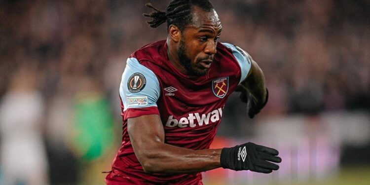 West Ham United’dan korkutan Michail Antonio açıklaması! Trafik kazası geçirdi…