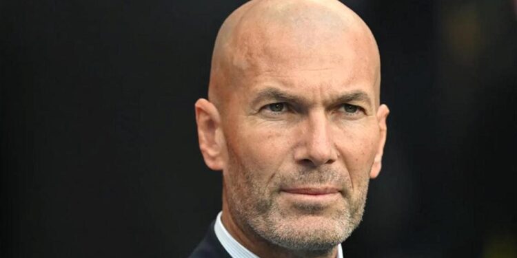 Fransa’da Deschamps’ın yerine Zidane