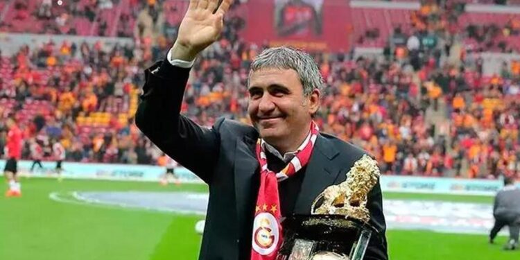 Galatasaray’ın efsane futbolcusu Hagi’den Okan Buruk’a övgü dolu sözler: Kendini bu işe adadı