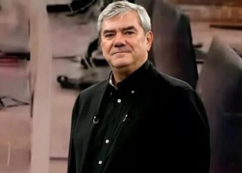 Gazeteci Yılmaz Özdil Kalp Krizi Geçirdi