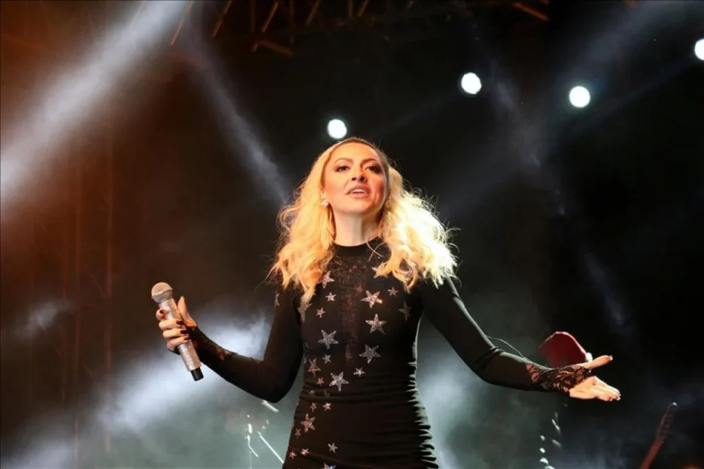 Demet Akalın, Hadise kıyaslamasına "Ben bunları aştım" dedi