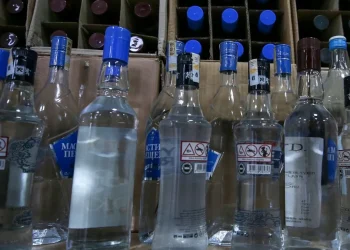 Adana'da 750 litre sahte içki ele geçirildi