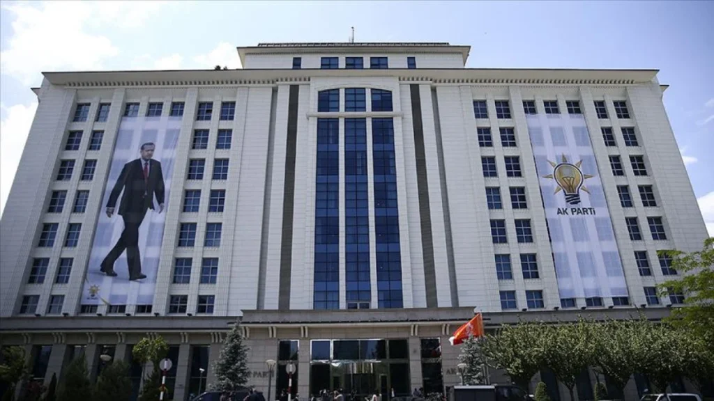 AK Parti, milletvekili sayısını 272'ye çıkardı