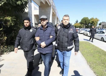 Antalya'da tutuklanan restoran sahibi FETÖ bağlantılı çıktı