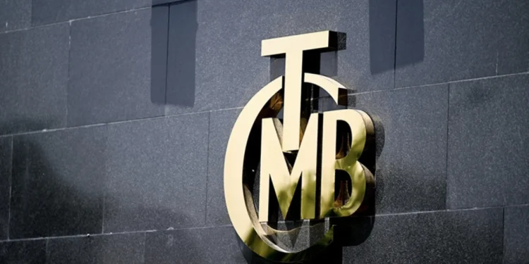 Ekonomistler, faiz oranının %42,5'e yükselmesini bekliyor