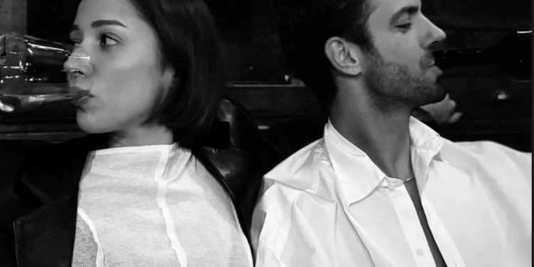 Zeynep Bastık, sevgilisi Serkay Tütüncü'nün doğum gününü kutladı