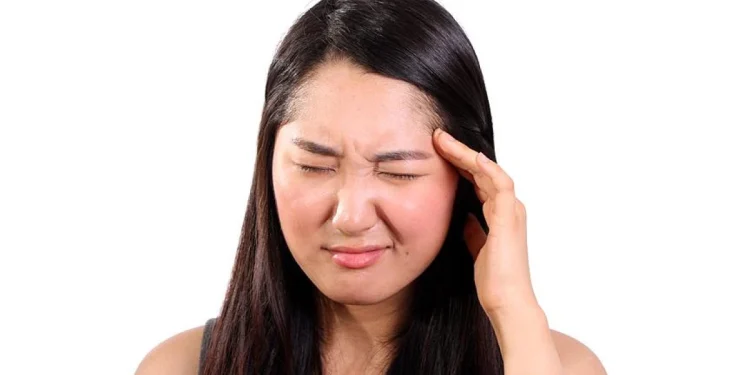 Baş Ağrısı Ciddi Sağlık Problemlerinin Habercisi Olabilir