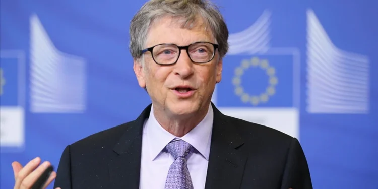 Bill Gates'ten Yapay Zeka Açıklaması: "Biraz Endişe Verici"