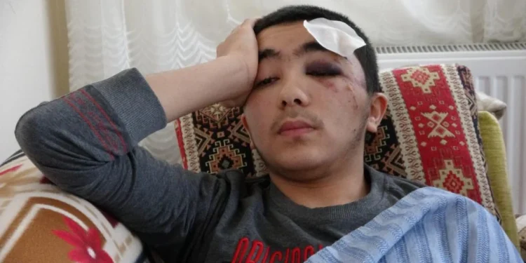 Isparta’da başıboş köpeklerden kaçan çocuk, büyük bir tehlike atlattı