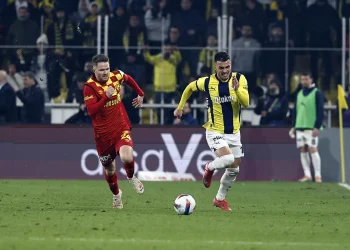 Filip Kostić: "Şu An Final Hedefi İçin Erken"