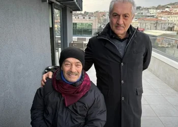 Kadir İnanır'dan 9 Ay Sonra Yeni Fotoğraf