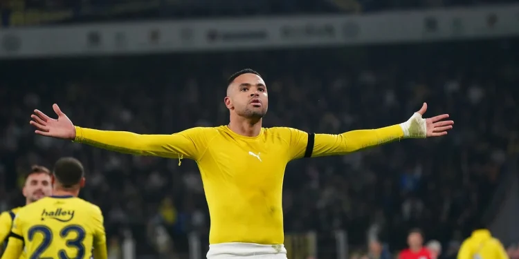 Youssef En-Nesyri, Fenerbahçe'de kariyerinin zirvesine çıkıyor