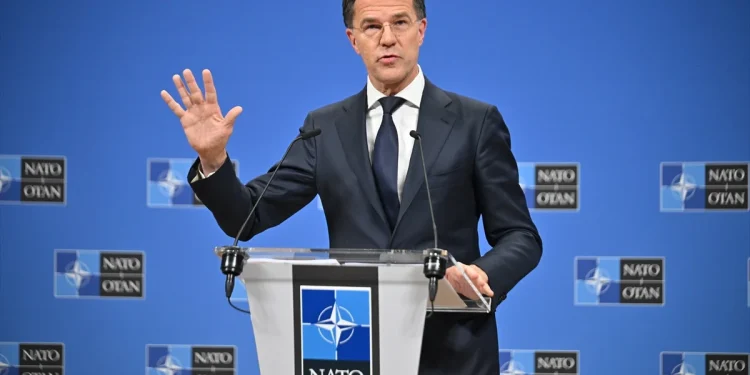 Rutte'den Türk Savunma Sanayiine Övgü