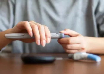 Şeker Hastalığının İlk İşaretlerinden Biri Yüzde Beliriyor