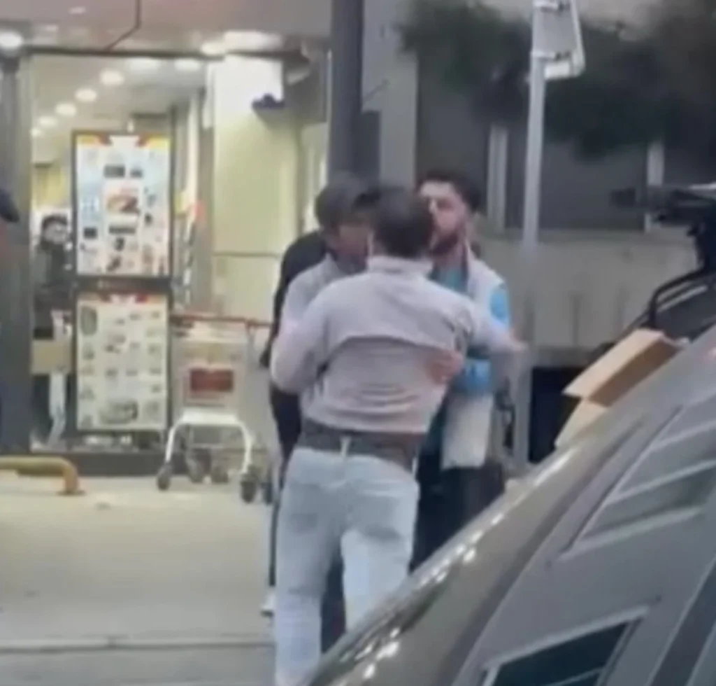 "İstanbul'da Ramazan Pidesi İçin Çıkan Kavgalar Gündemde"