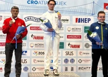 Yusuf Dikeç, uluslararası yarışmada gümüş madalya kazandı